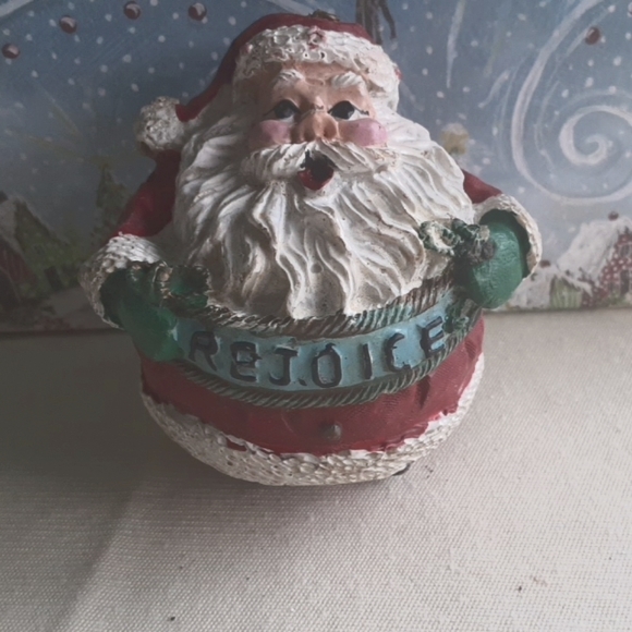 Set of 5 ornaments. Santa rejoice ornament & 4 elf with stack package ornaments. - Picture 3 of 8